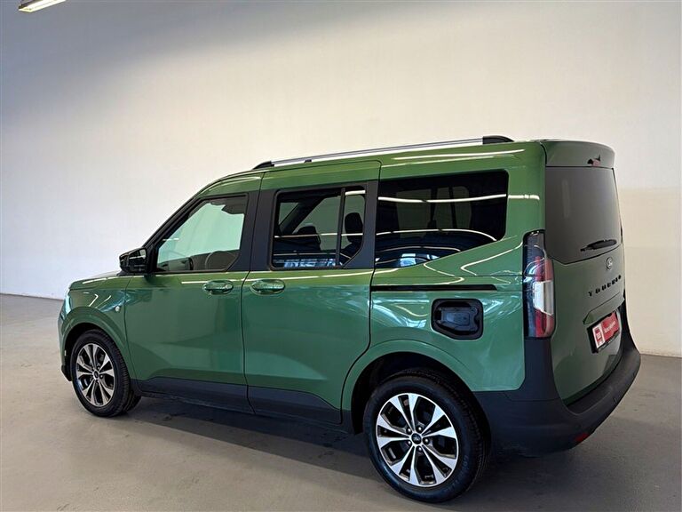 FORD TOURNEO COURIER