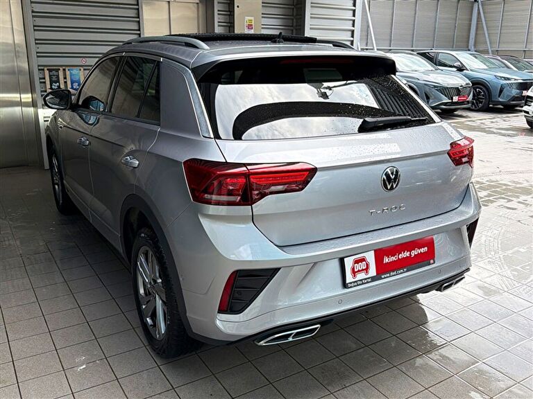 VOLKSWAGEN T-ROC