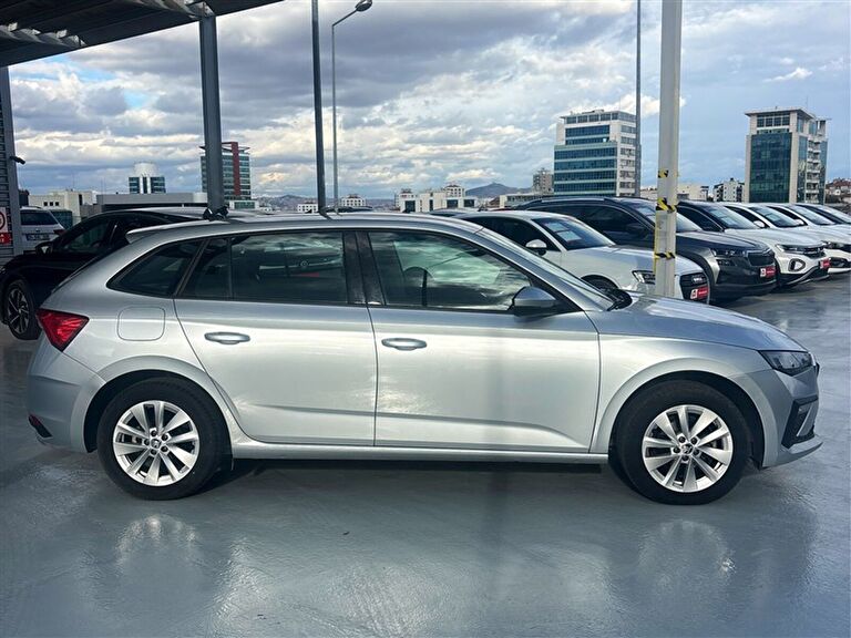 SKODA SCALA