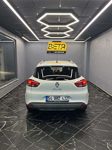 RENAULT CLIO SPORT TOURER