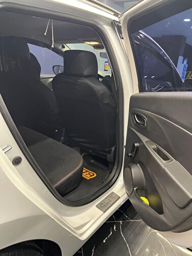 RENAULT CLIO SPORT TOURER