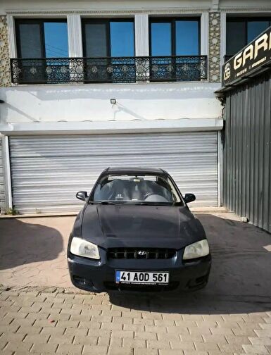 HYUNDAI ACCENT