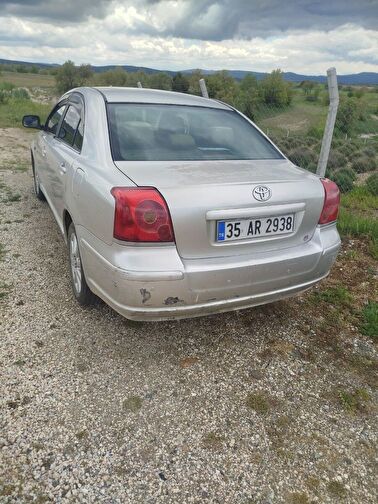 TOYOTA AVENSIS