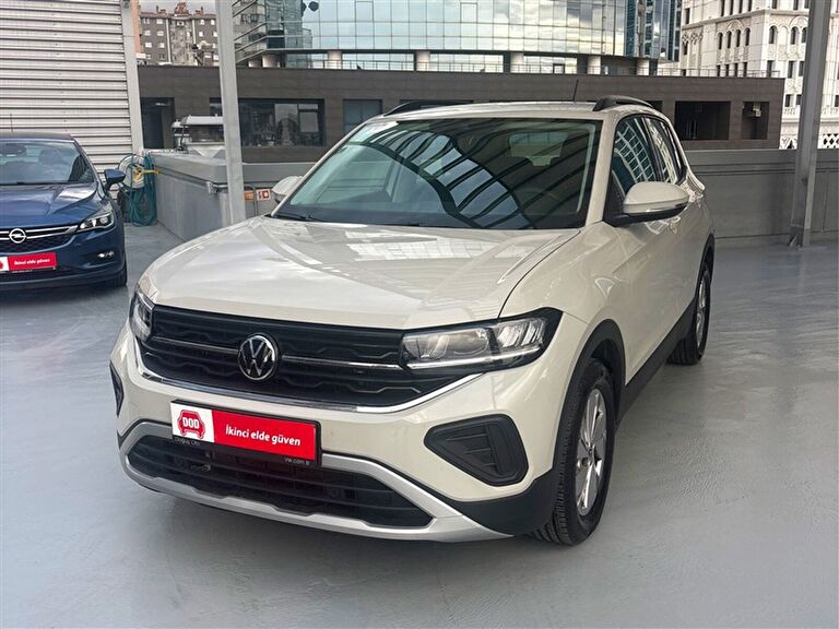 VOLKSWAGEN T-CROSS