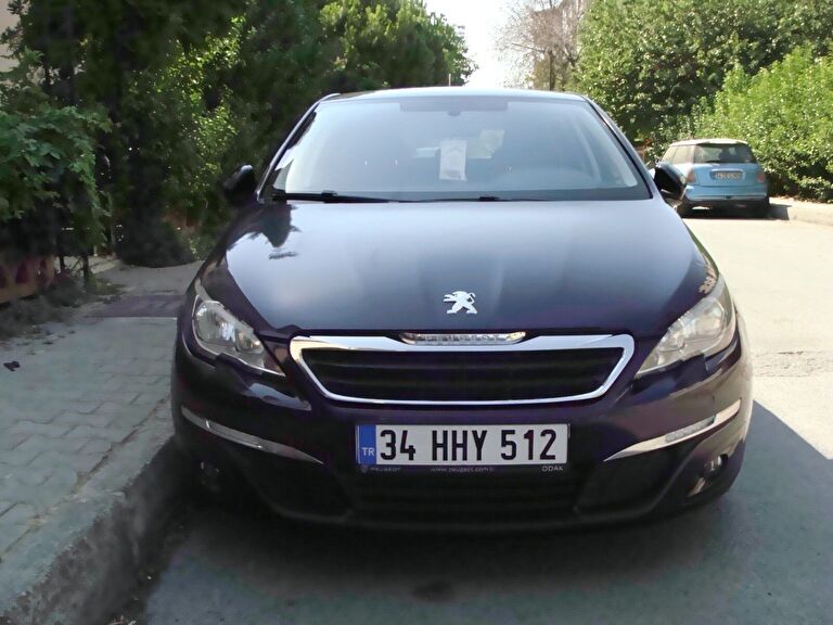 PEUGEOT 308