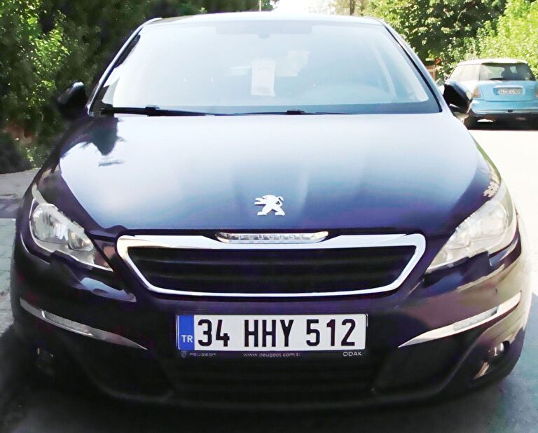 PEUGEOT 308