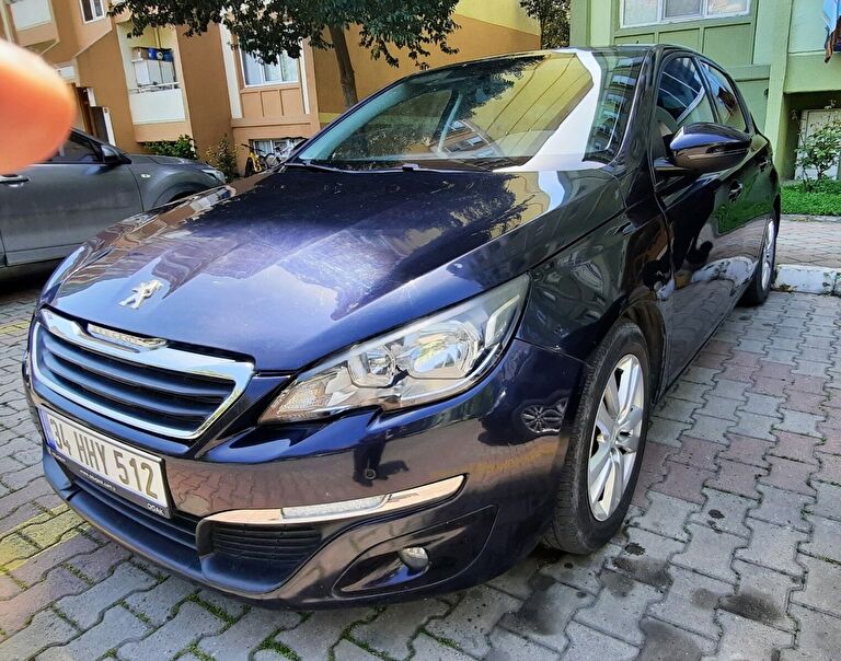 PEUGEOT 308