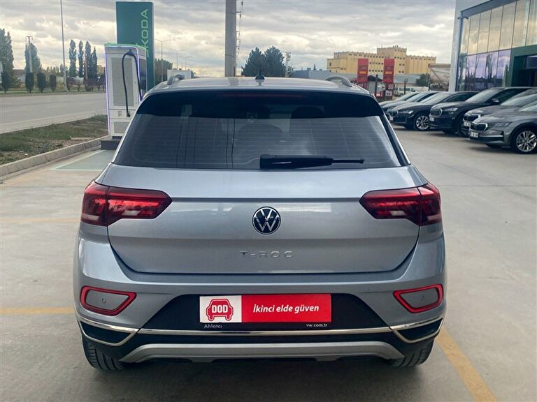 VOLKSWAGEN T-ROC