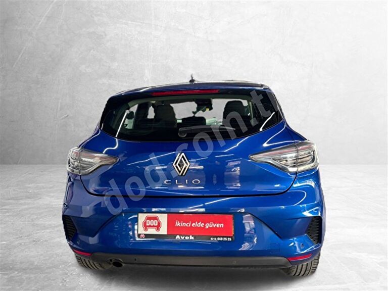 RENAULT CLIO