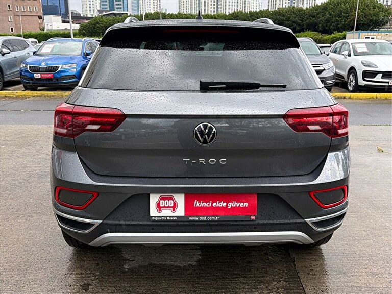 VOLKSWAGEN T-ROC
