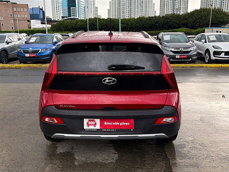 HYUNDAI BAYON