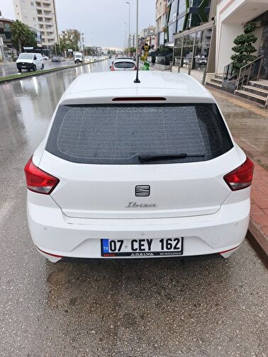 SEAT IBIZA