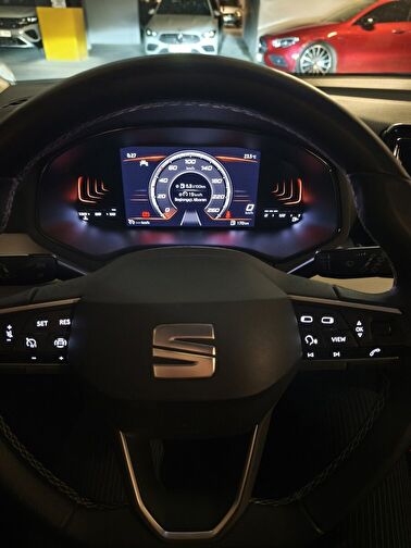 SEAT IBIZA