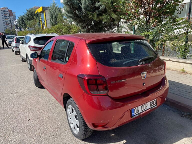 DACIA SANDERO