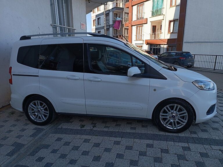 FORD TOURNEO COURIER JOURNEY