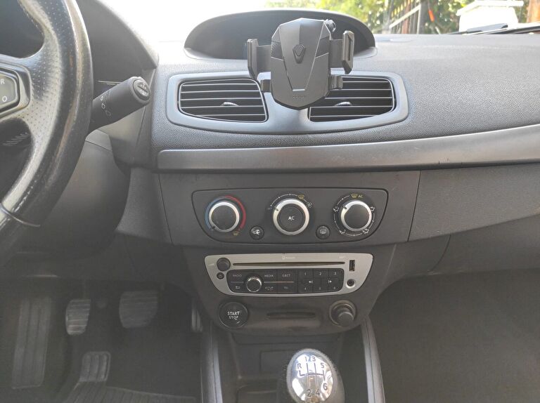 RENAULT FLUENCE