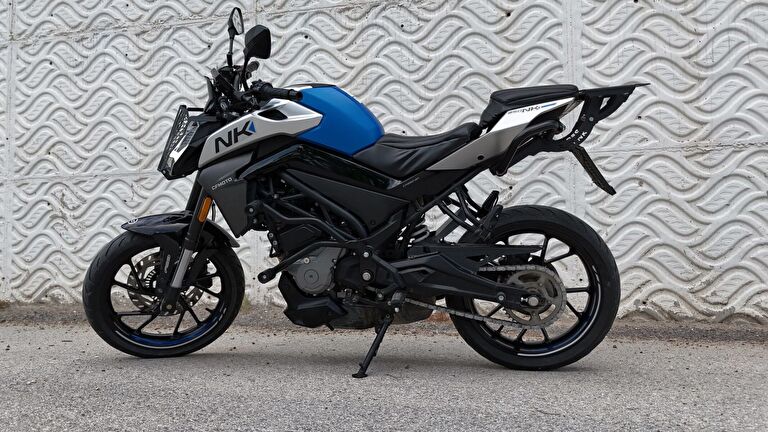 CFmoto 250NK