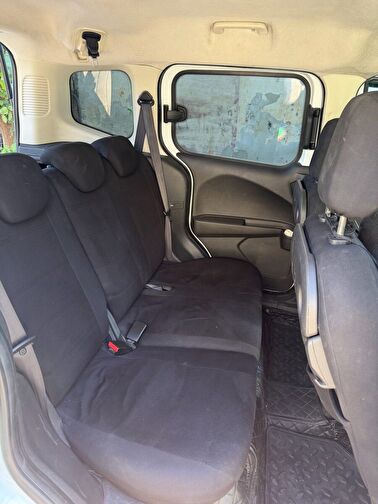 FORD TOURNEO COURIER