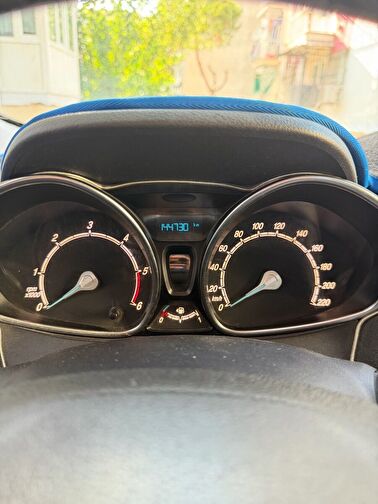 FORD TOURNEO COURIER