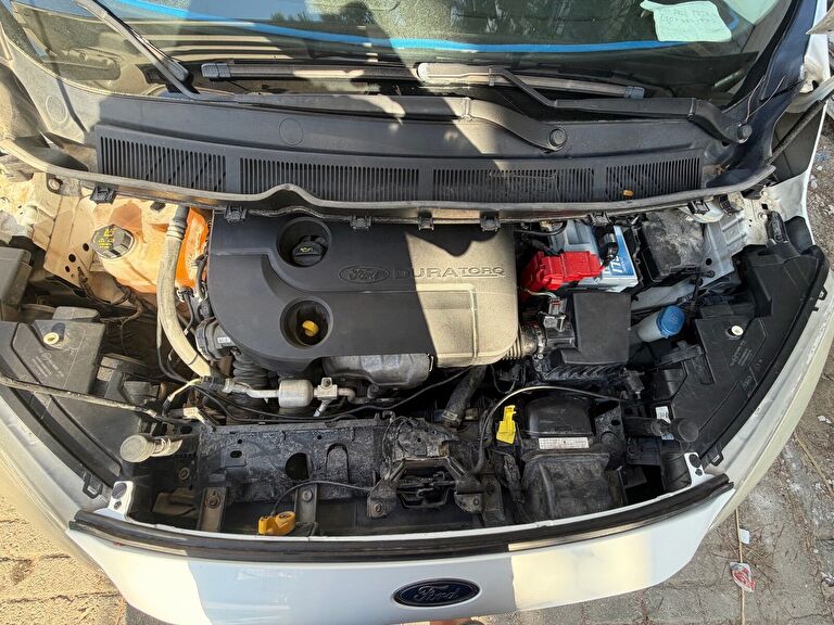 FORD TOURNEO COURIER