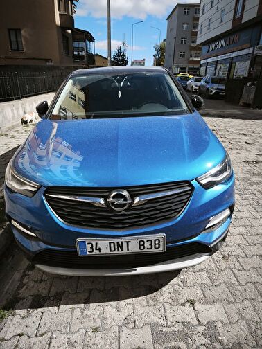 OPEL GRANDLAND X