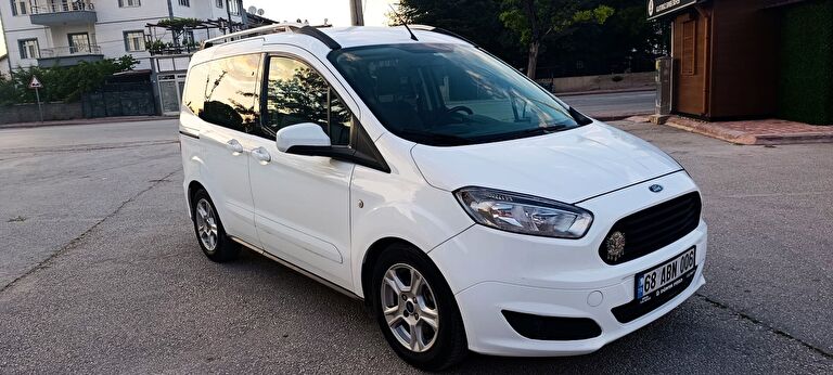 FORD TOURNEO COURIER