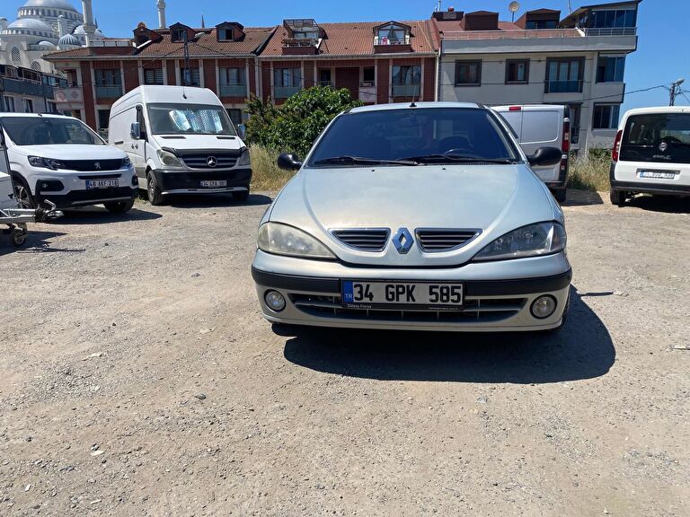 RENAULT MEGANE