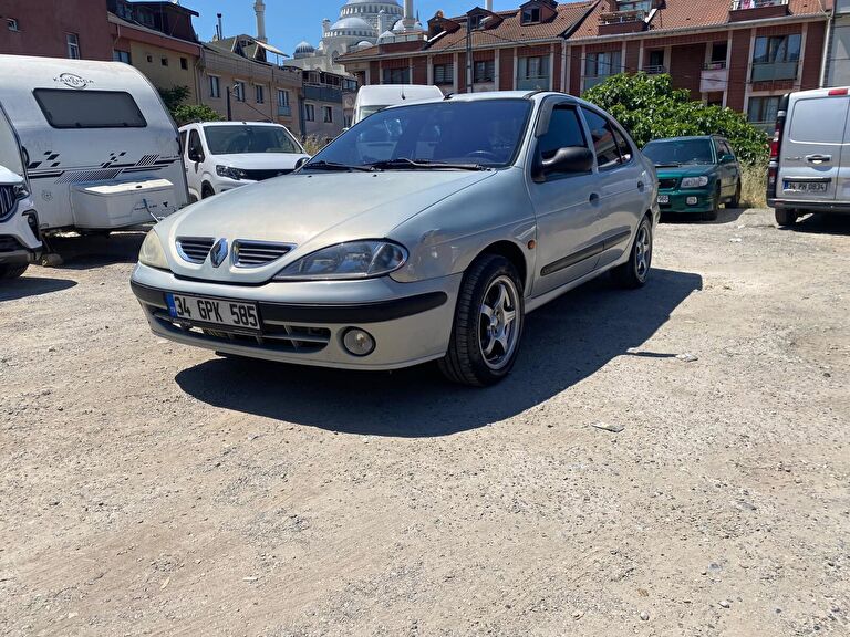 RENAULT MEGANE
