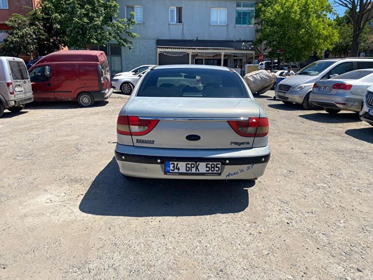 RENAULT MEGANE