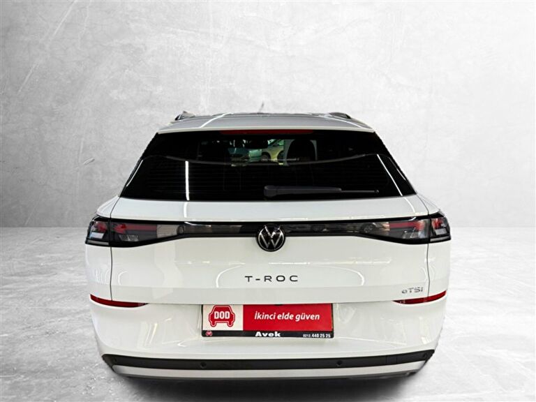 VOLKSWAGEN T-ROC