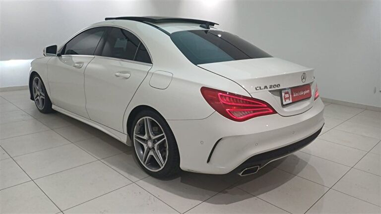 MERCEDES CLA