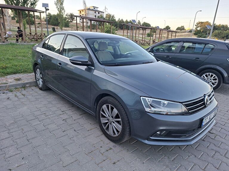 VOLKSWAGEN JETTA