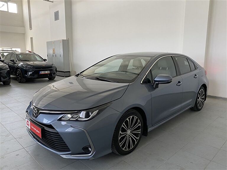 TOYOTA COROLLA