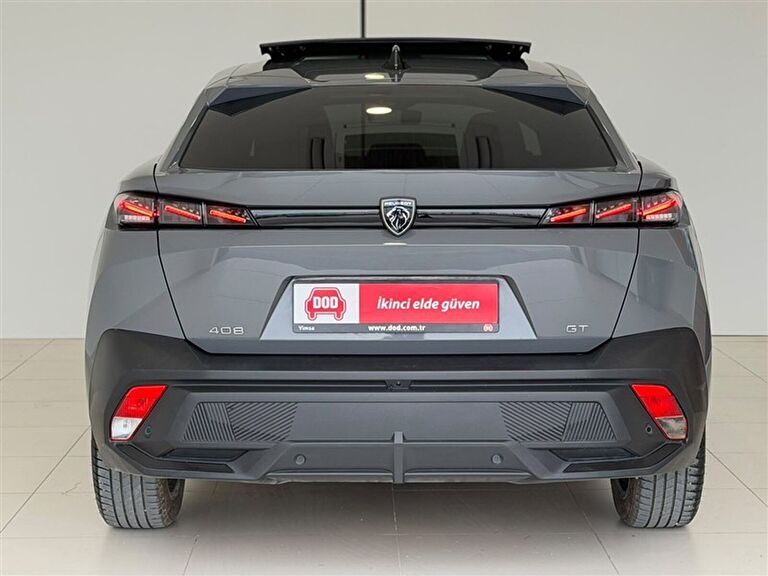 PEUGEOT 408