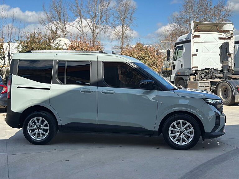 FORD TOURNEO COURIER