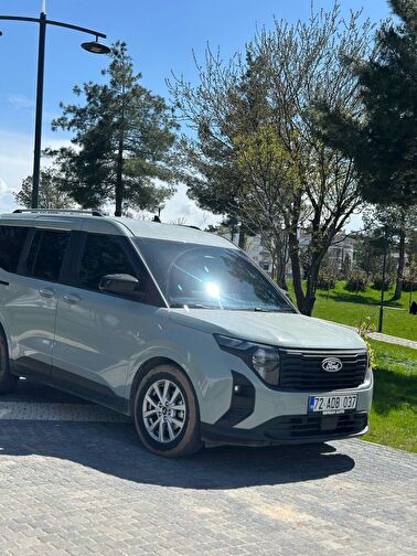 FORD TOURNEO COURIER