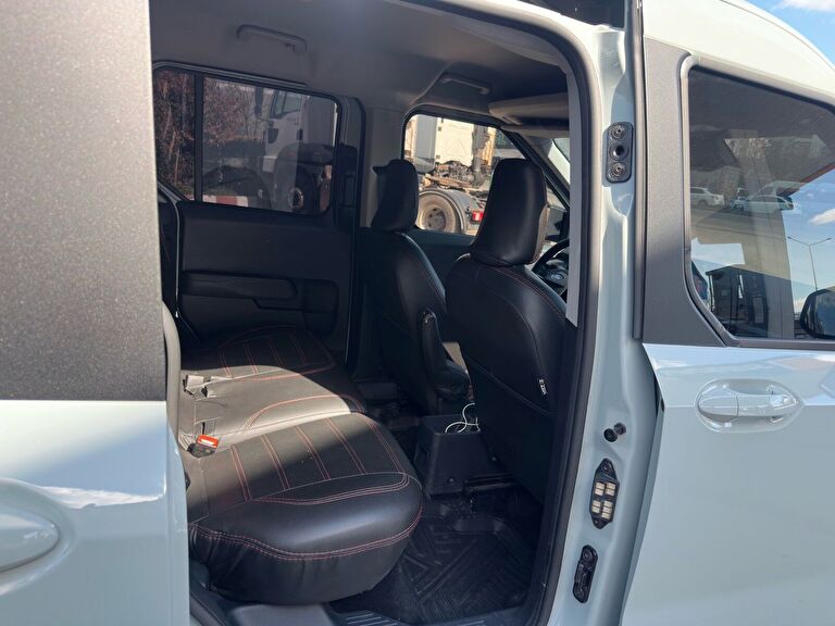 FORD TOURNEO COURIER