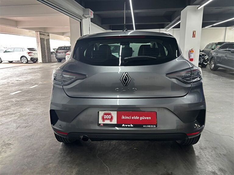 RENAULT CLIO