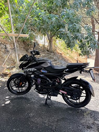 Bajaj Pulsar NS 200 ABS