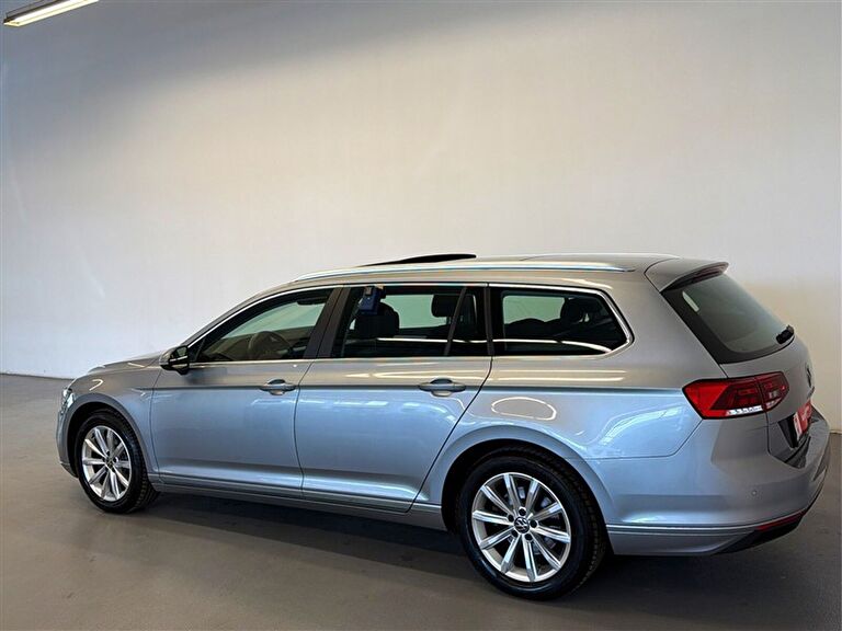 VOLKSWAGEN PASSAT VARIANT