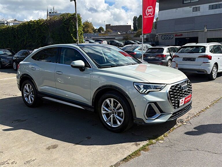 AUDI Q3 SPORTBACK
