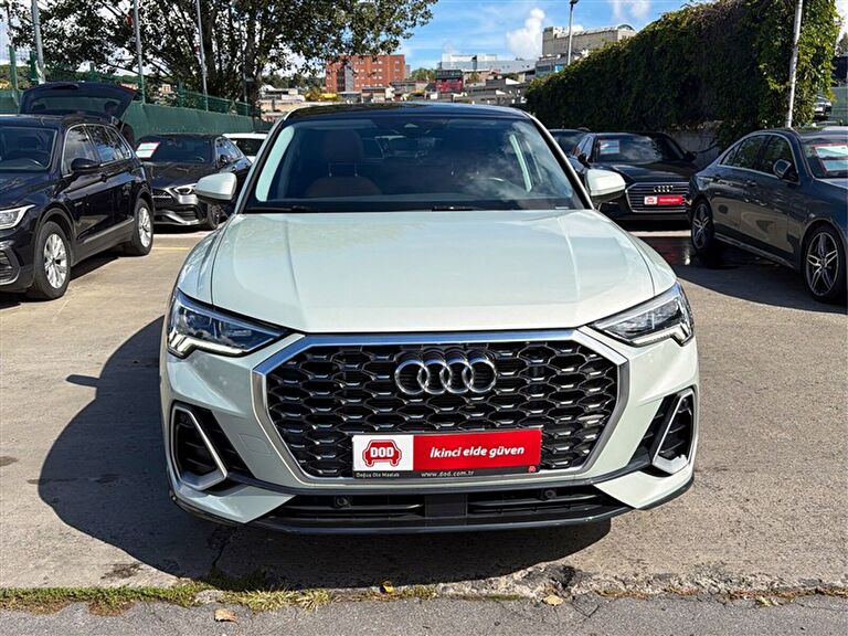 AUDI Q3 SPORTBACK