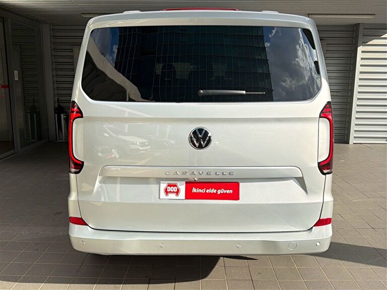 VOLKSWAGEN CARAVELLE