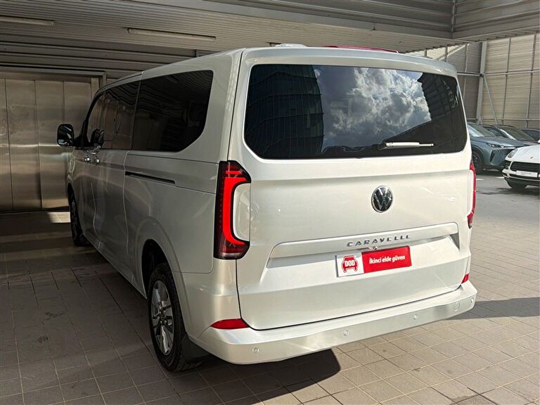 VOLKSWAGEN CARAVELLE