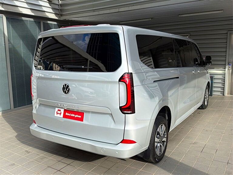 VOLKSWAGEN CARAVELLE