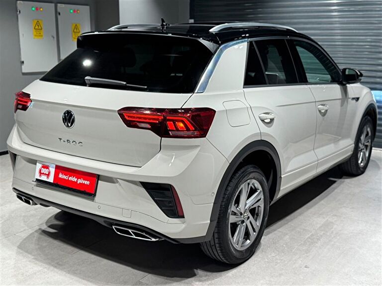 VOLKSWAGEN T-ROC