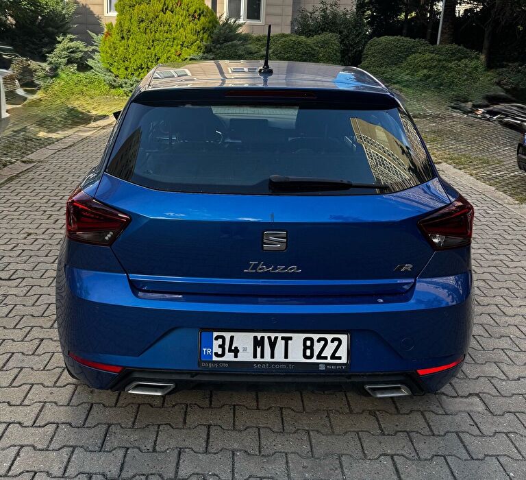 SEAT IBIZA