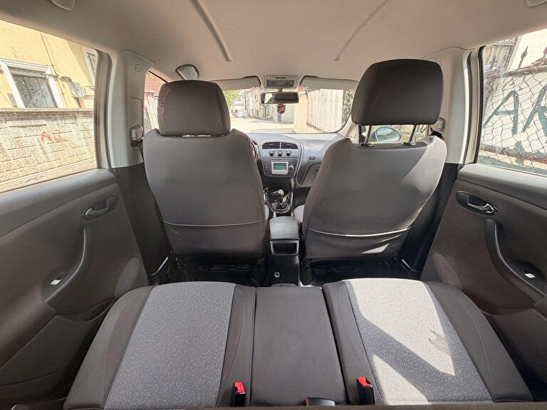 SEAT TOLEDO