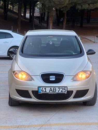 SEAT TOLEDO