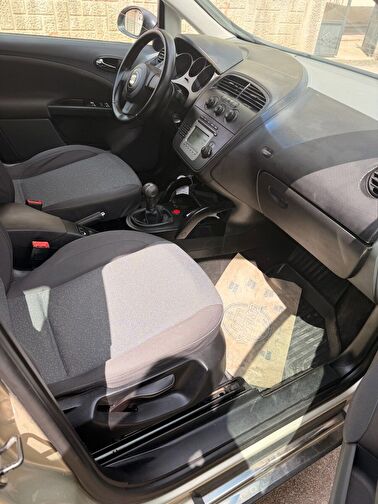 SEAT TOLEDO